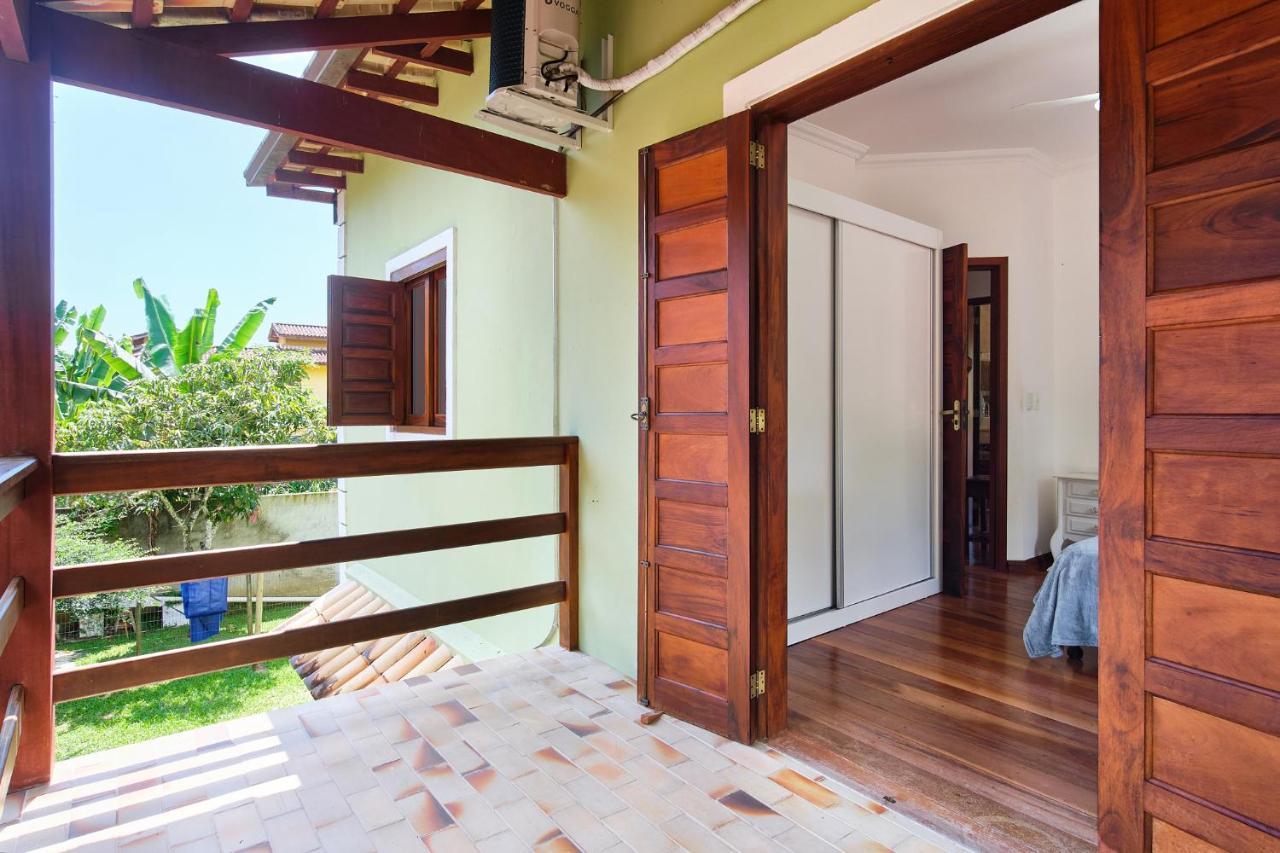 Casa Petunia Com Ar E Piscina Perto Do Centro Villa Araquari Exteriör bild