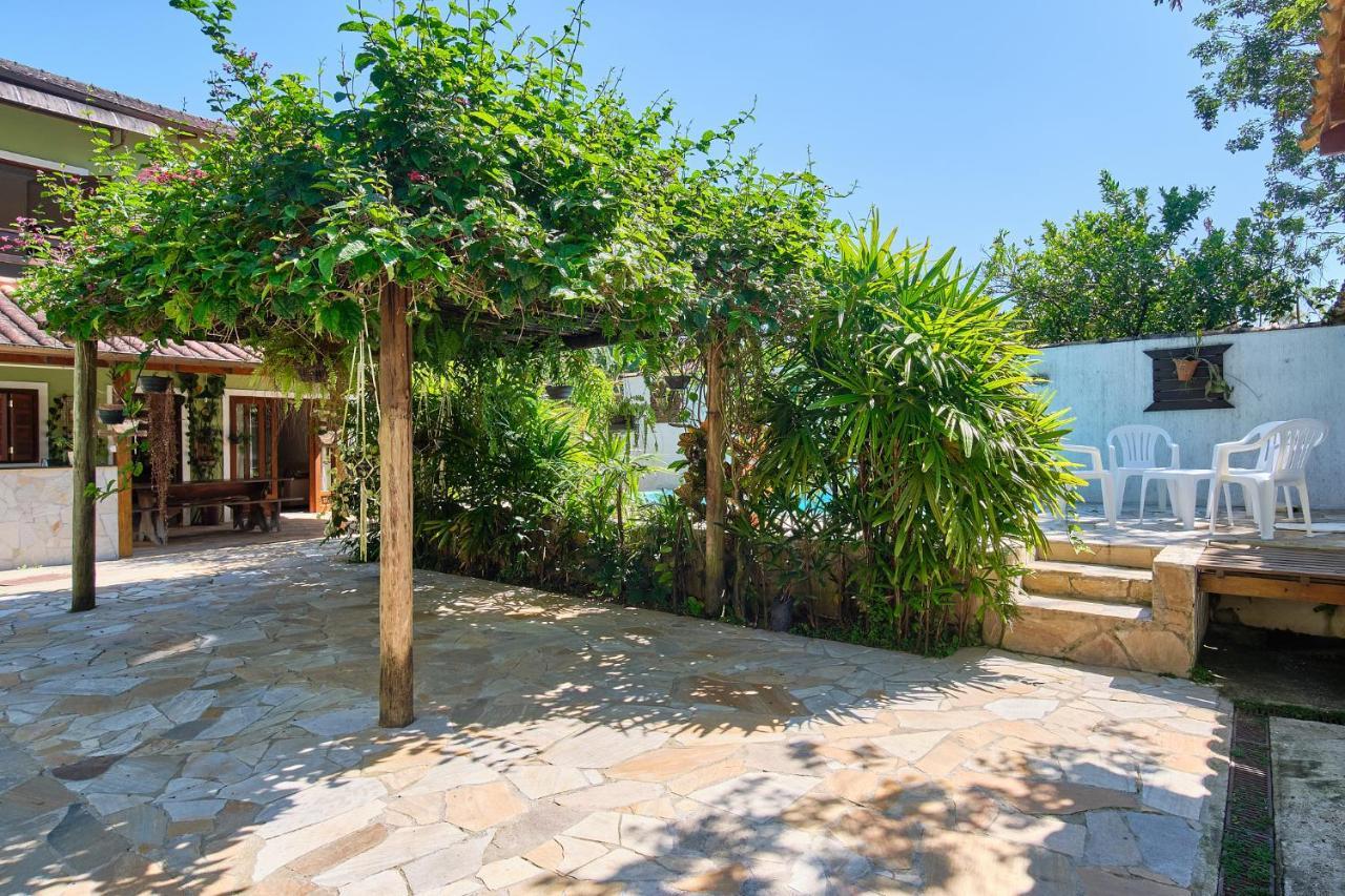 Casa Petunia Com Ar E Piscina Perto Do Centro Villa Araquari Exteriör bild