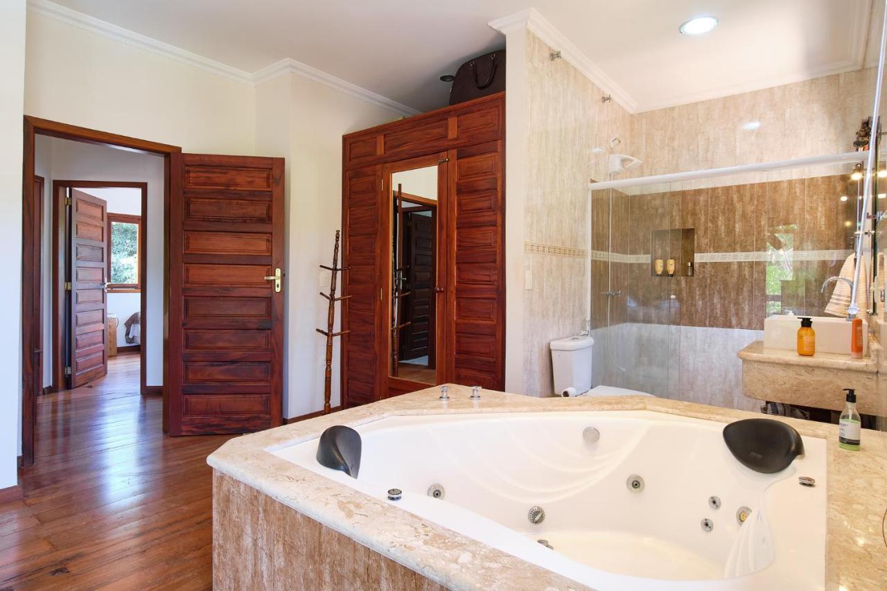 Casa Petunia Com Ar E Piscina Perto Do Centro Villa Araquari Exteriör bild